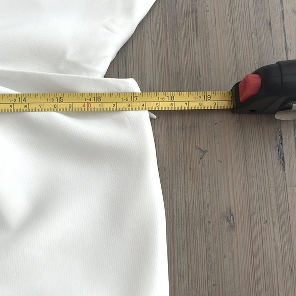 🆕 ALC Zoey Cut Out Mini Dress In White Size 10 - Picture 11 of 14